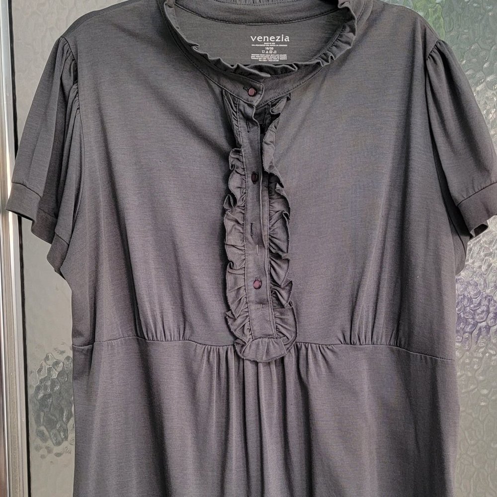 Venezia for Lane Bryant Grey Top Sz. 18/20